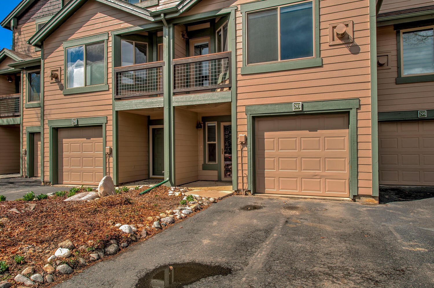 293 Kestrel LANE 293
