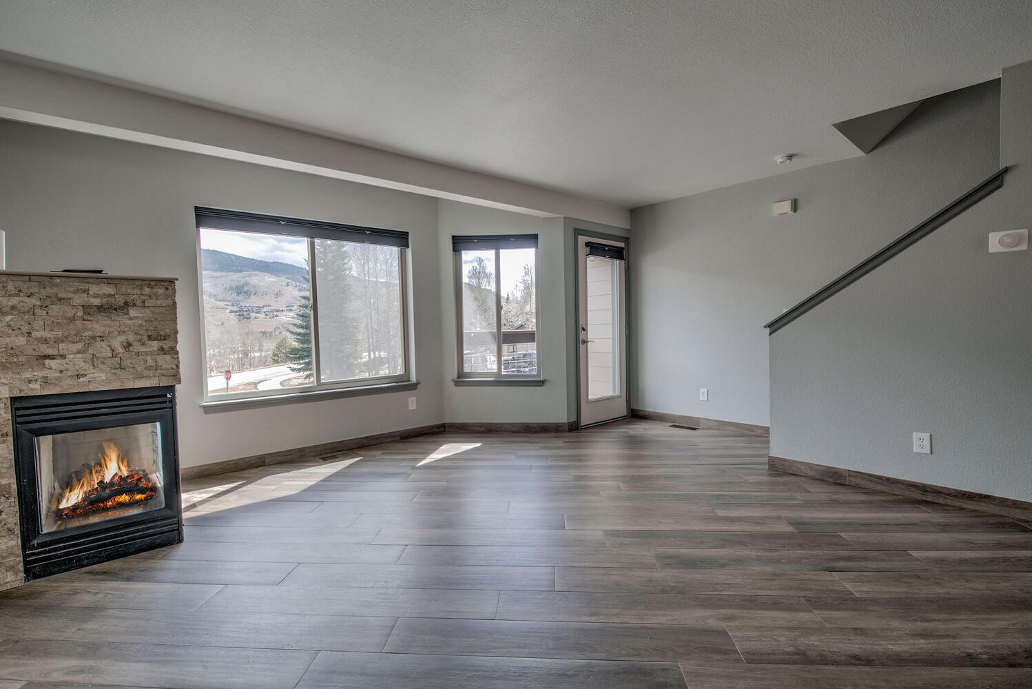 293 Kestrel LANE 293