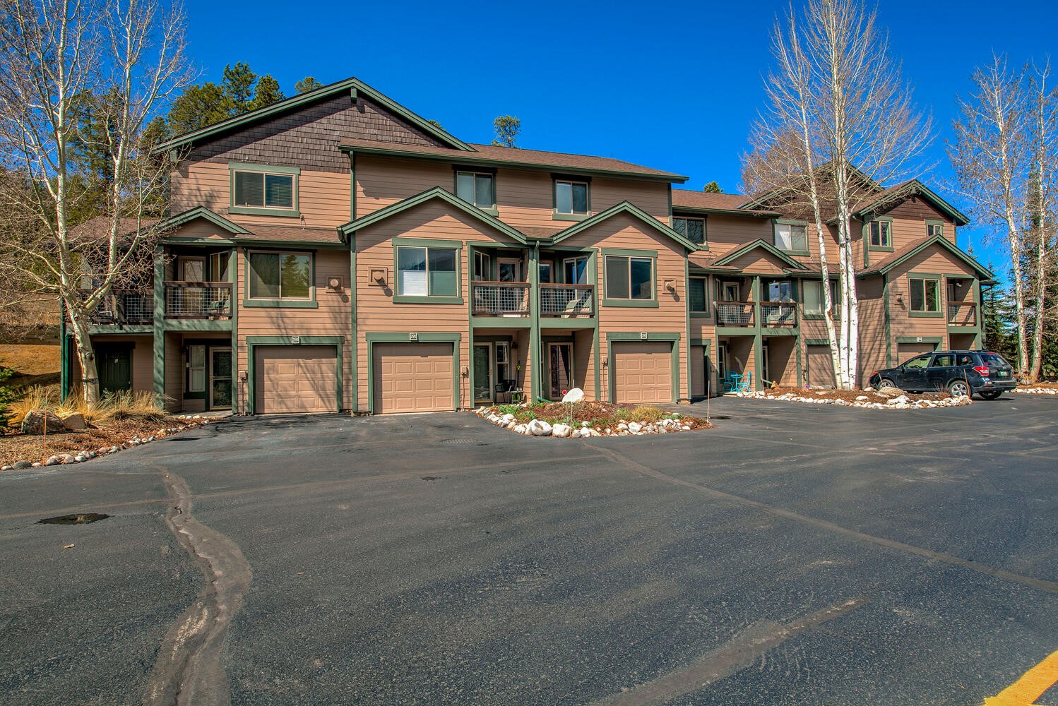 293 Kestrel LANE 293