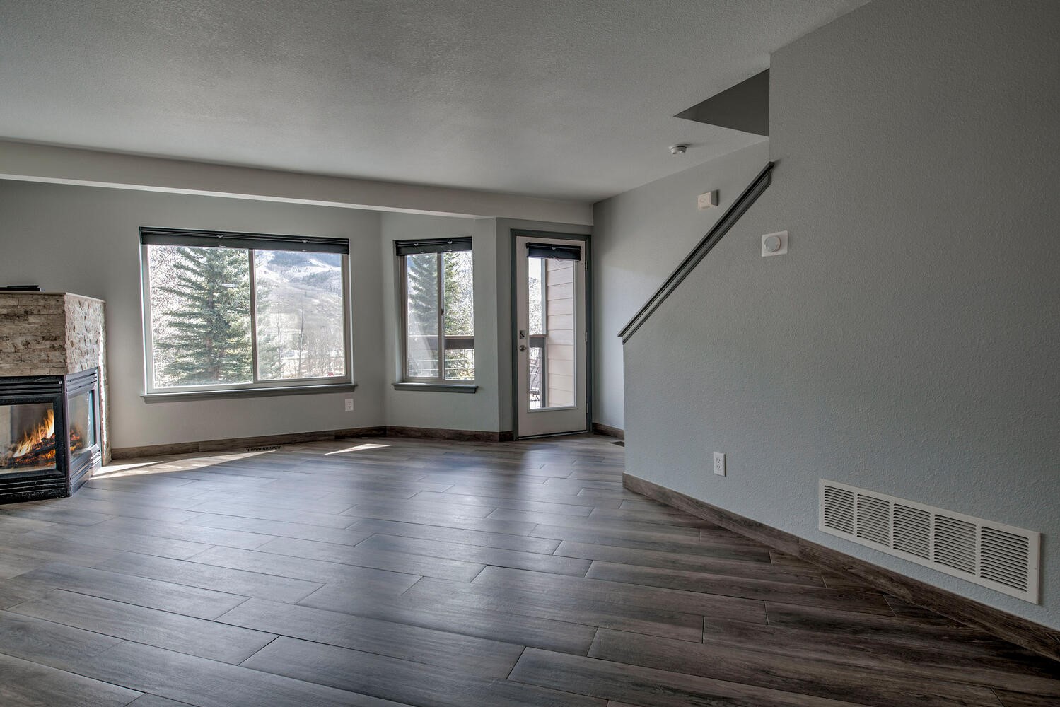 293 Kestrel LANE 293