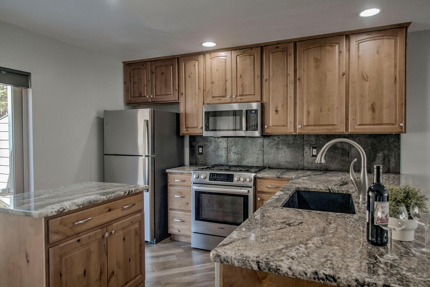293 Kestrel LANE 293