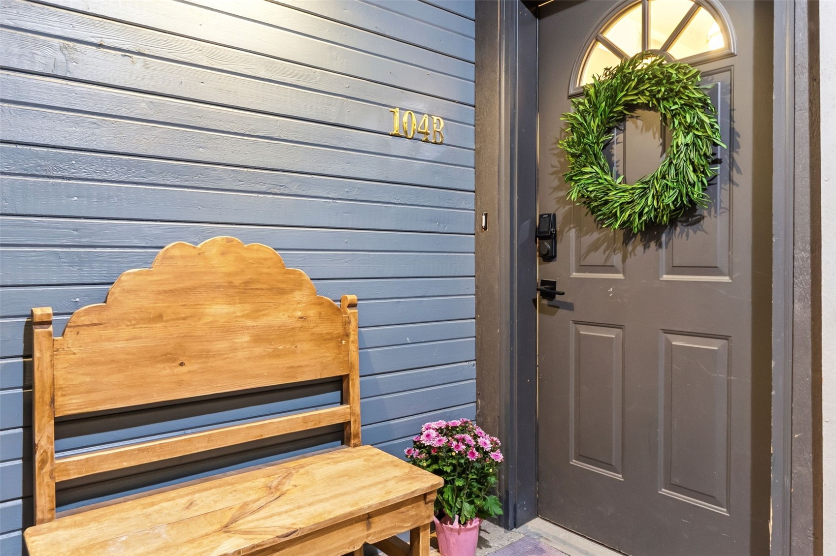 1620 Lakeview TERRACE 104B
