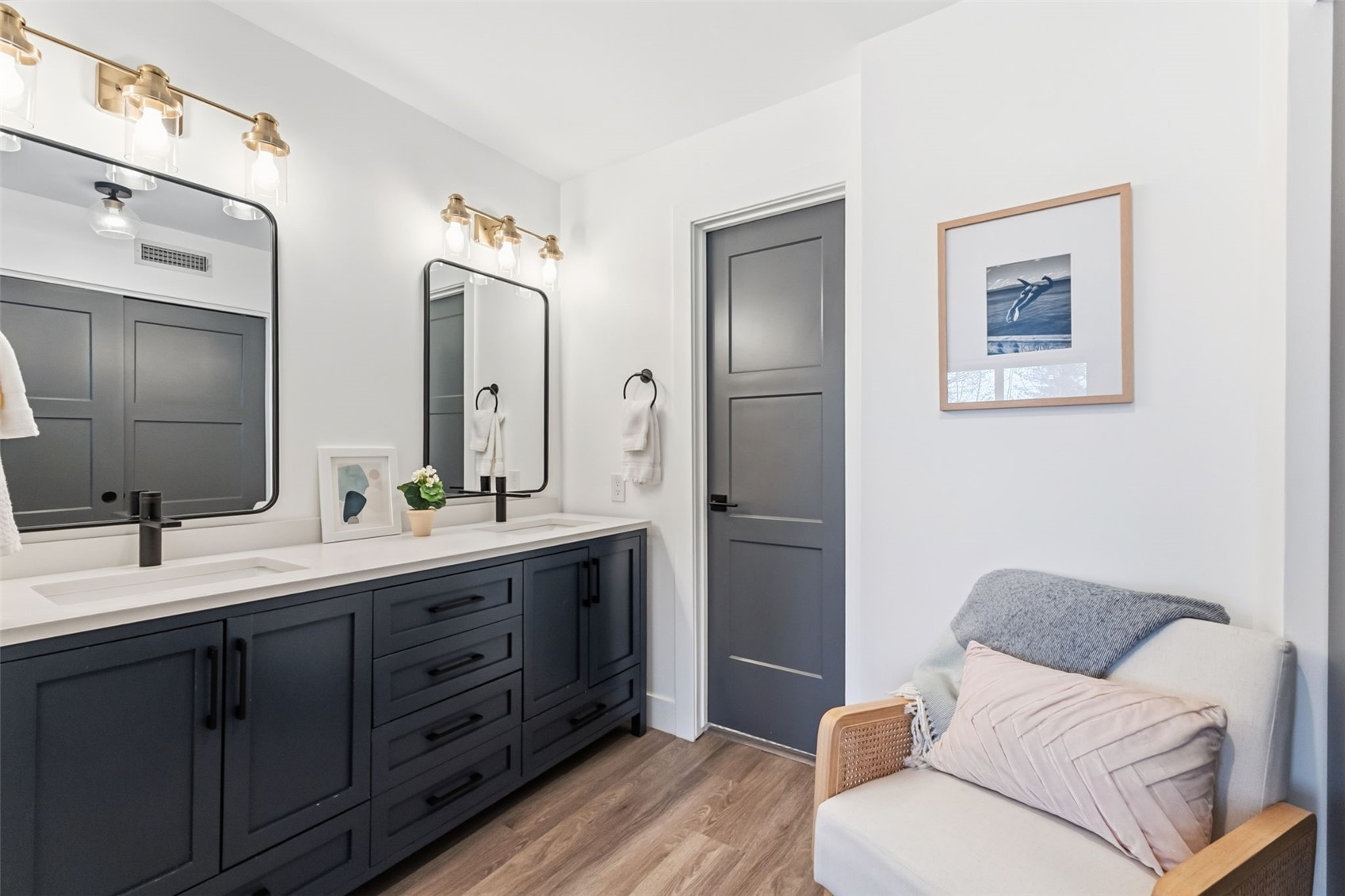 1620 Lakeview TERRACE 104B