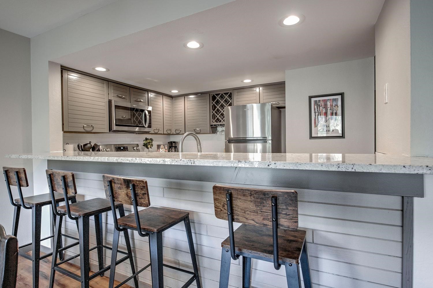 1653 Oro Grande DRIVE E41