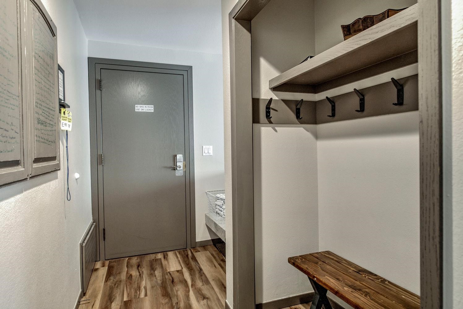 1653 Oro Grande DRIVE E41