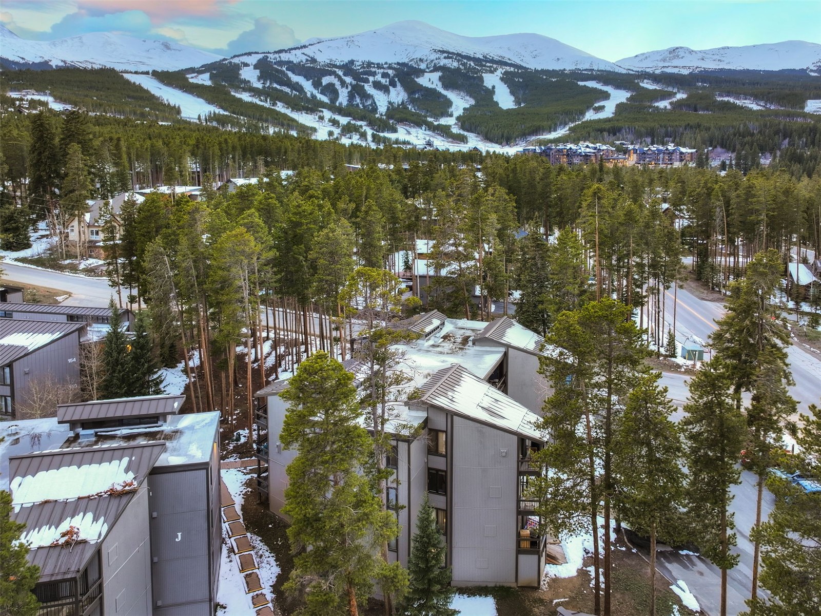 1173 Ski Hill ROAD 127