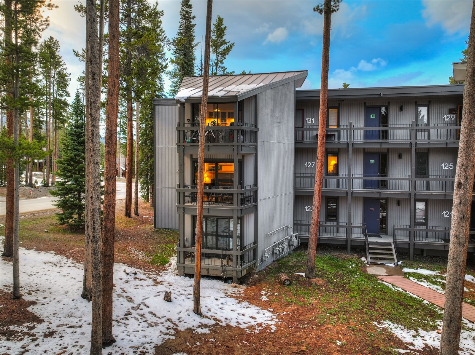 1173 Ski Hill ROAD 127