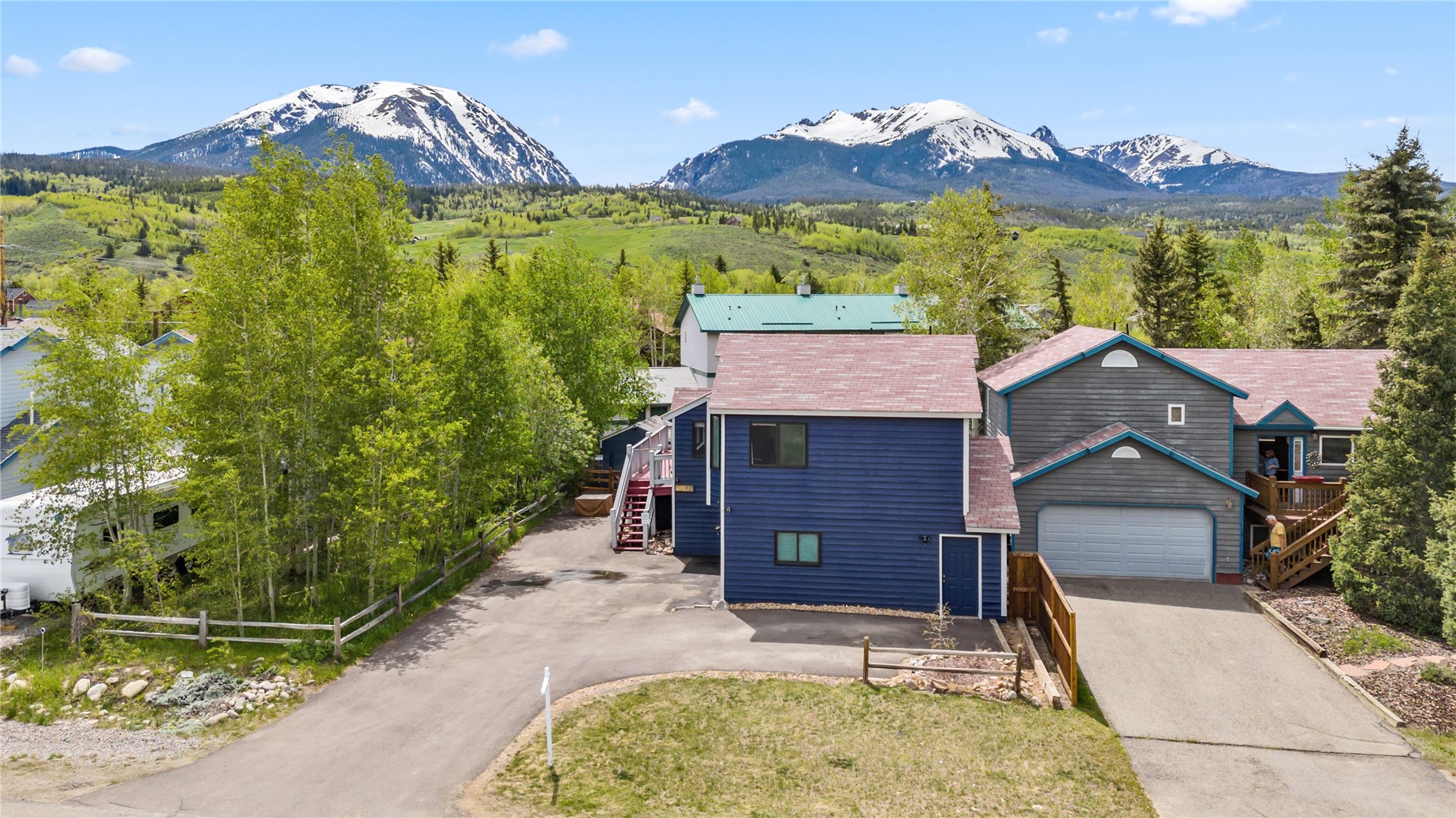 1121 Rainbow DRIVE