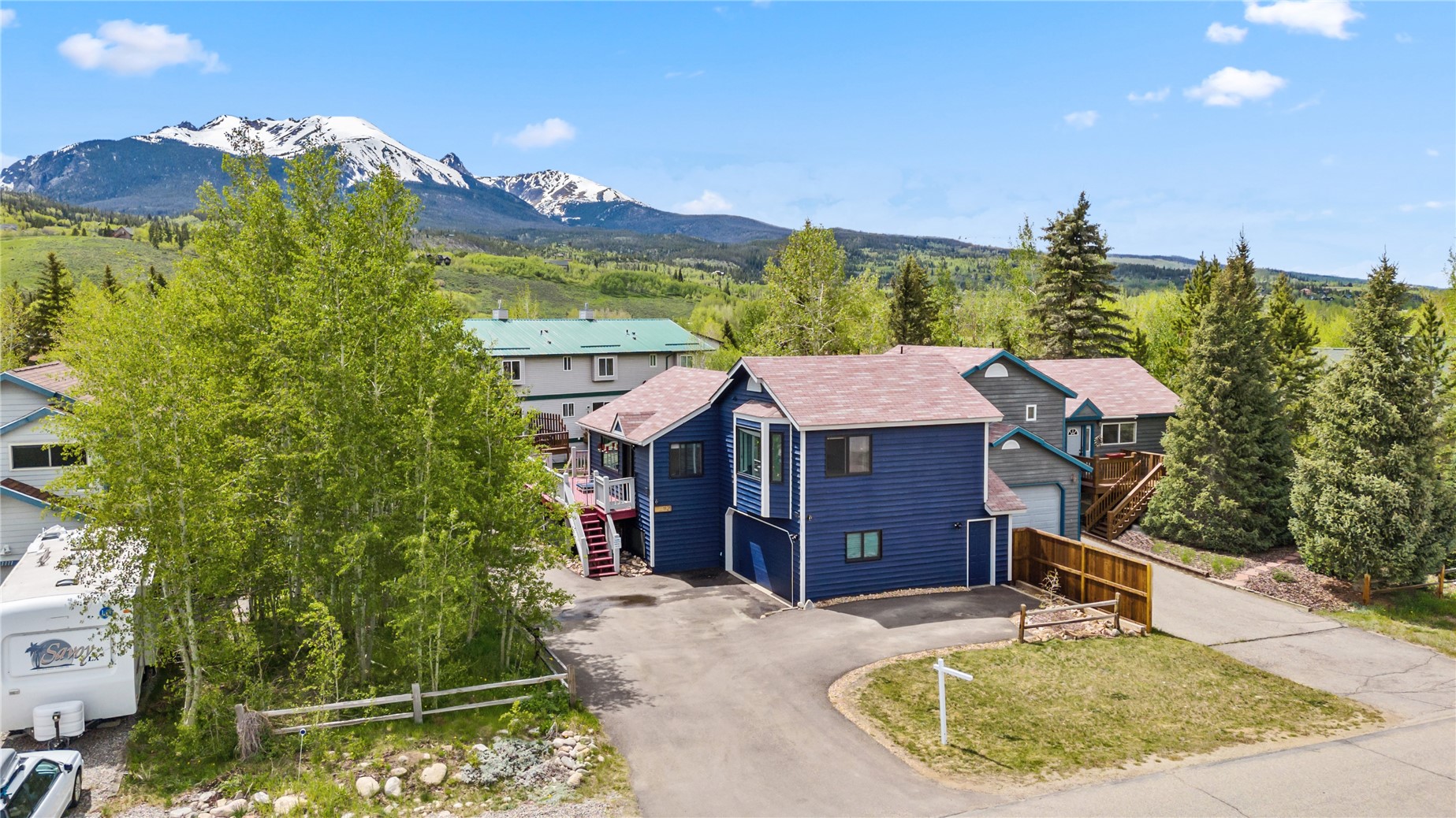1121 Rainbow DRIVE