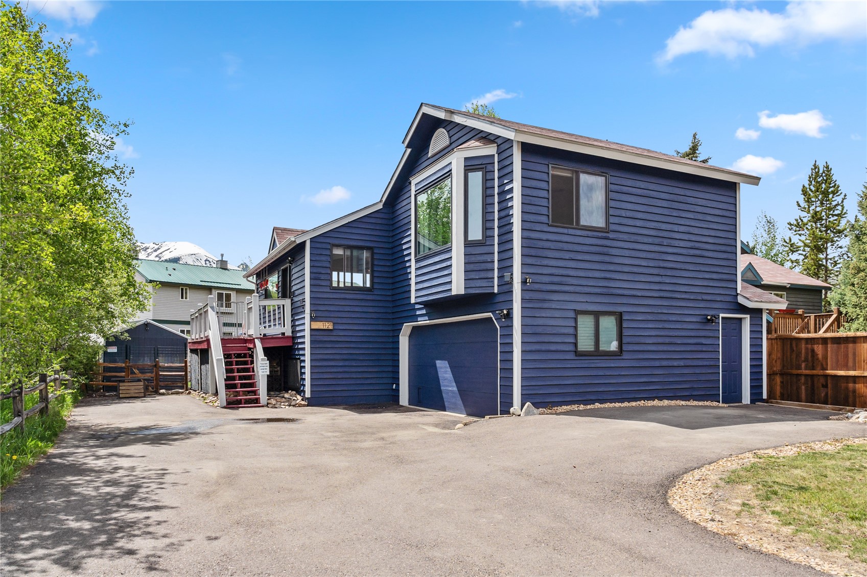 1121 Rainbow DRIVE