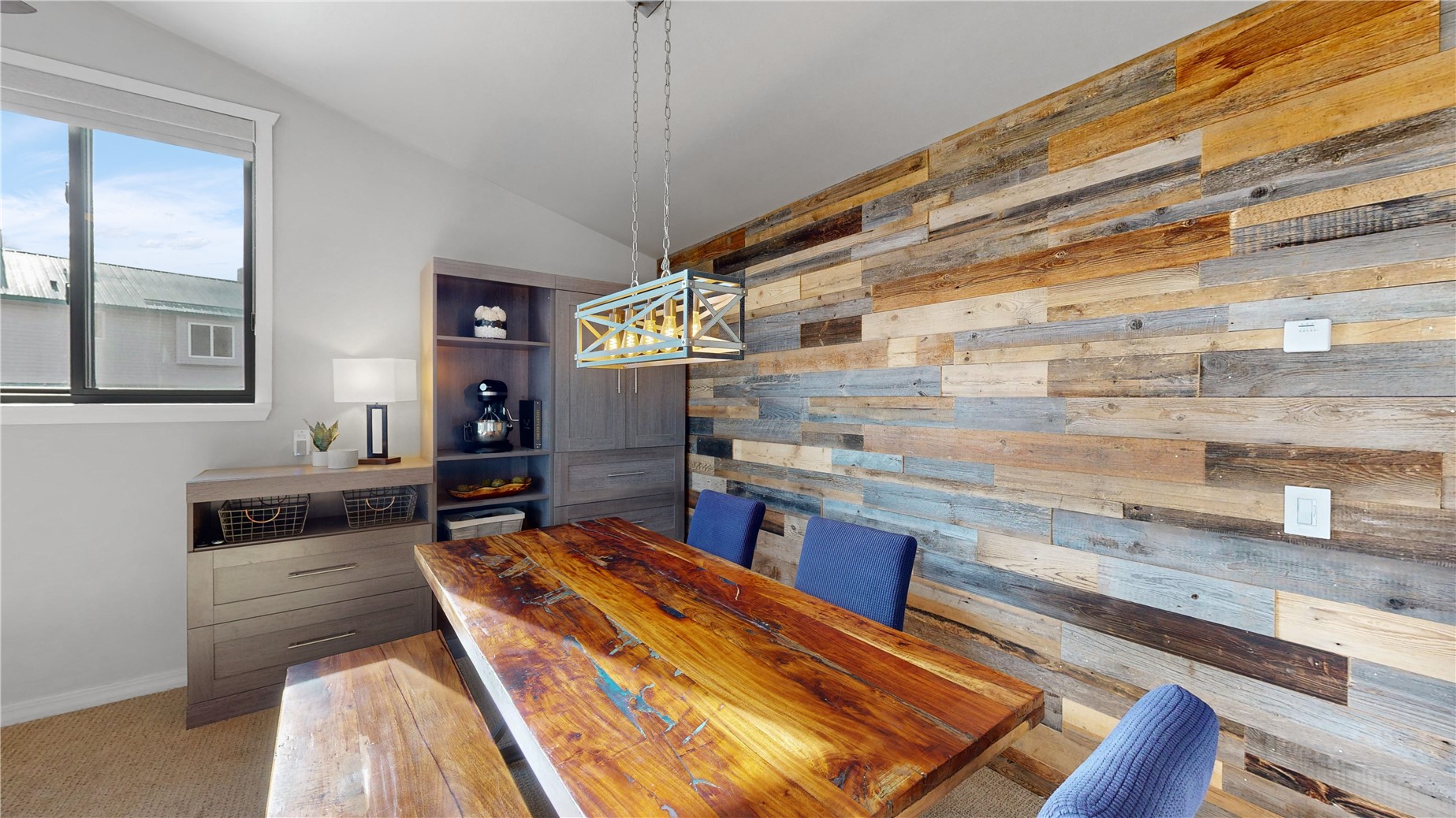 1121 Rainbow DRIVE