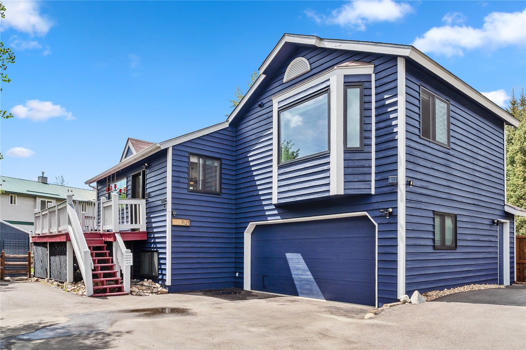 1121 Rainbow DRIVE