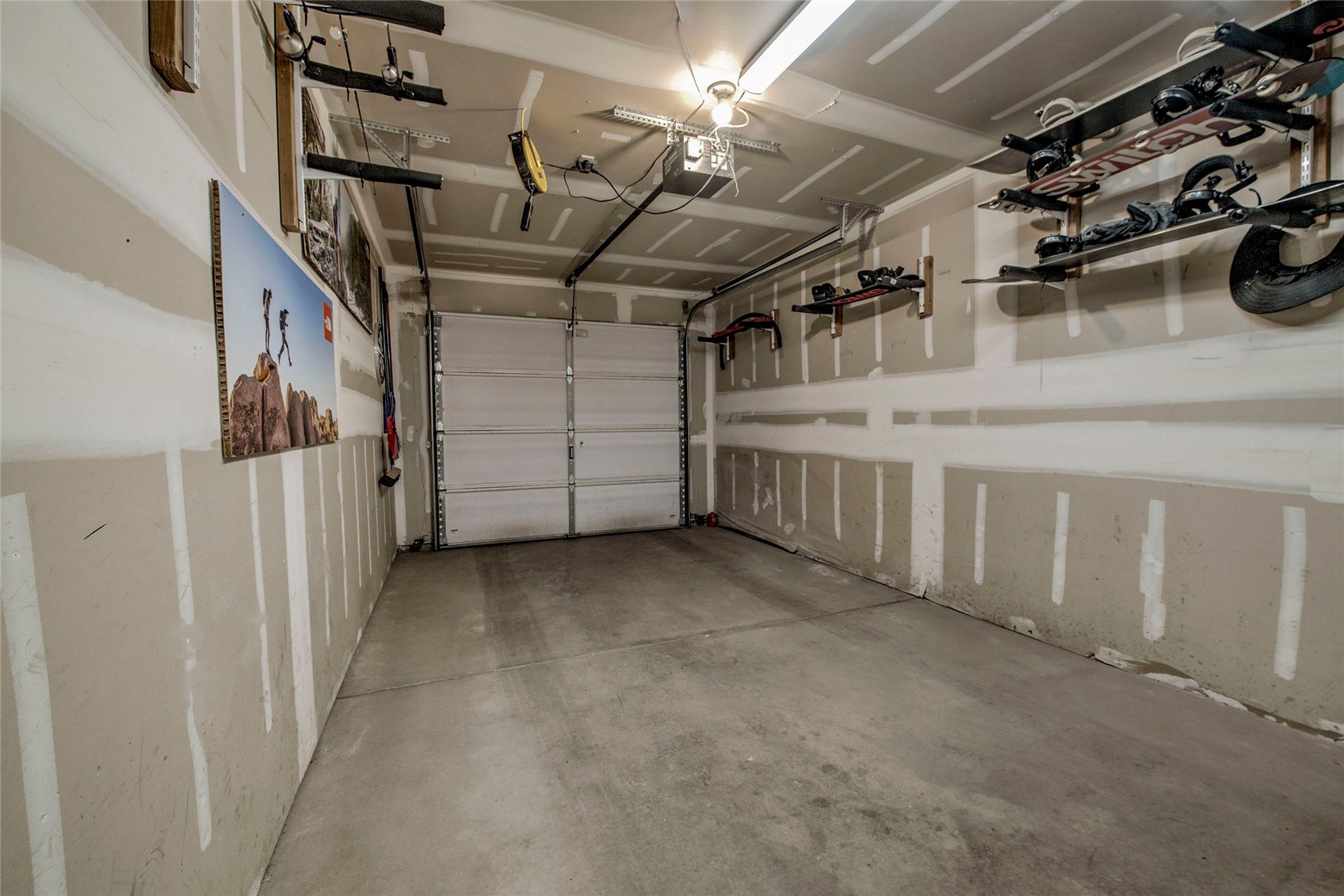 1509 Point DRIVE 103