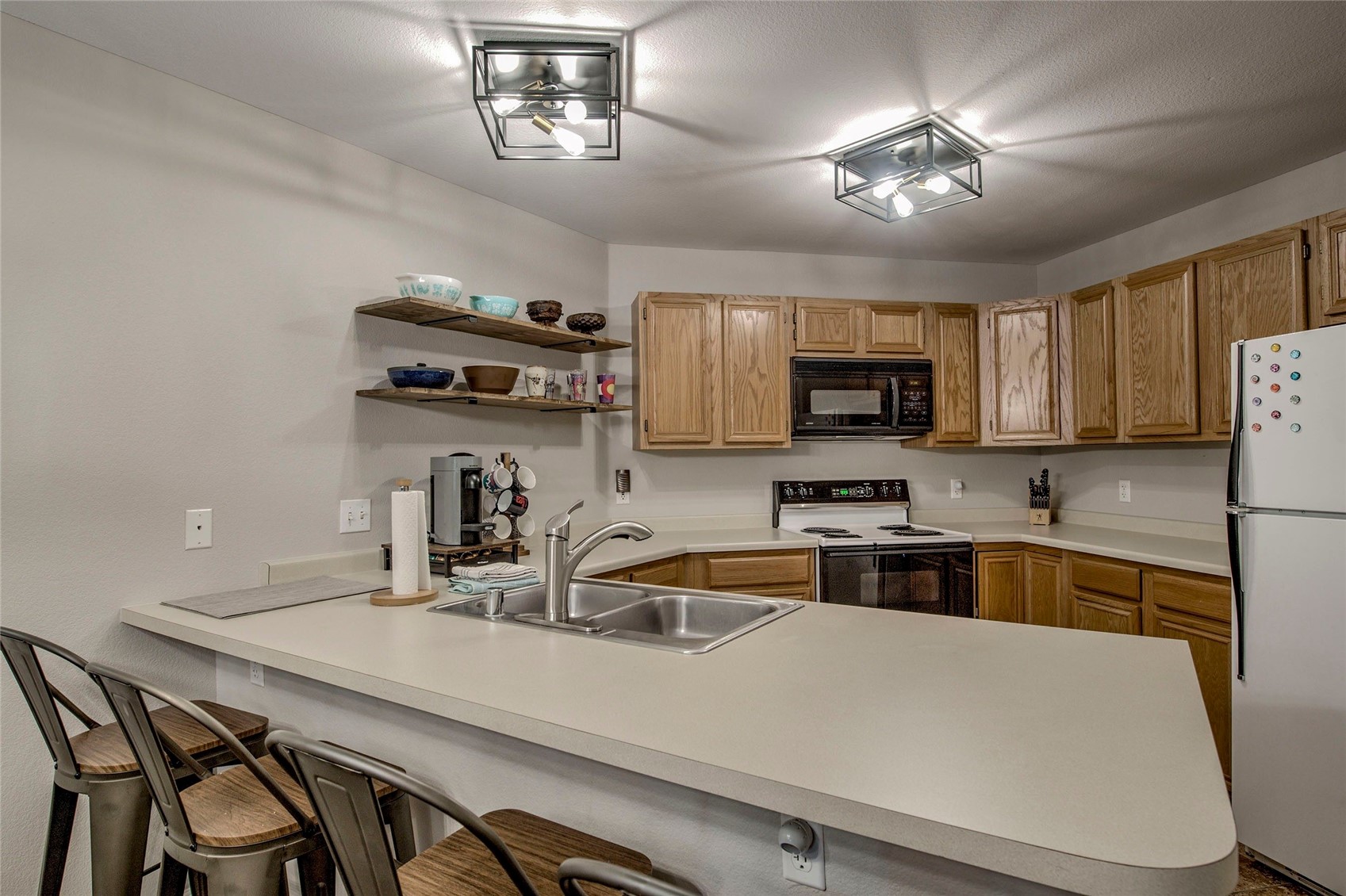 1509 Point DRIVE 103