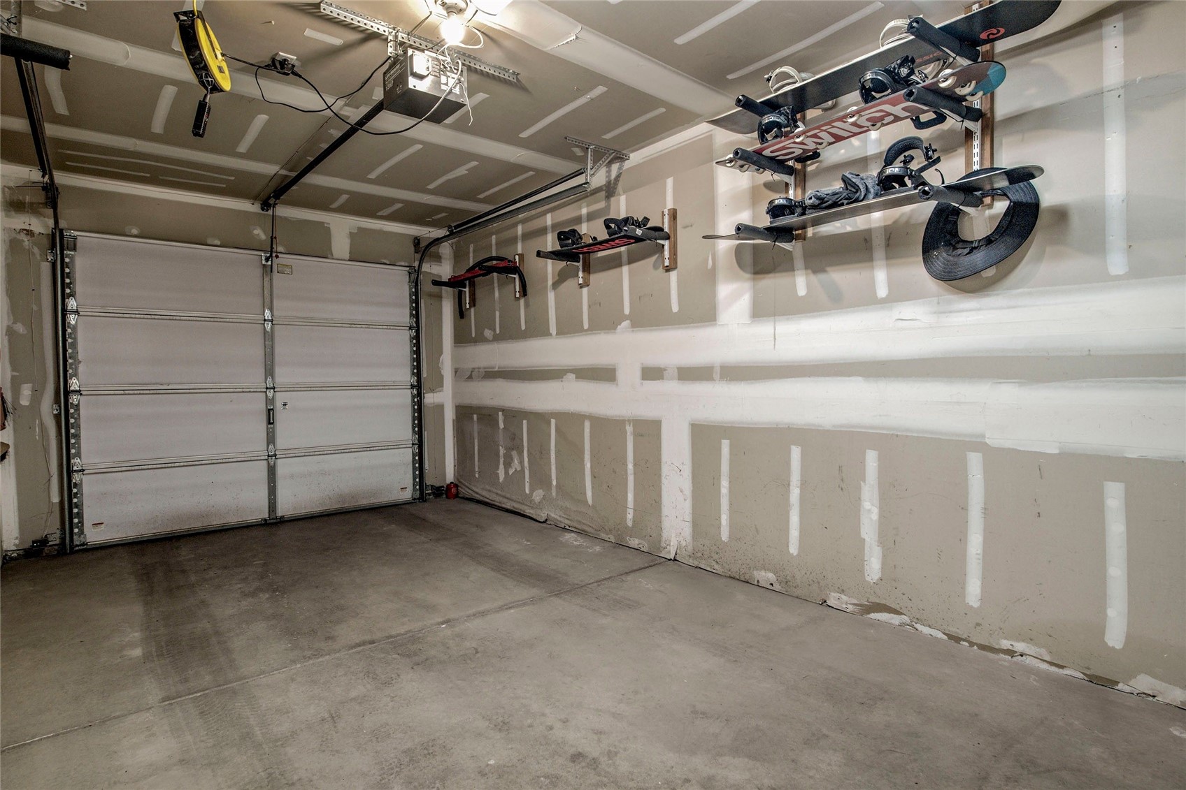 1509 Point DRIVE 103