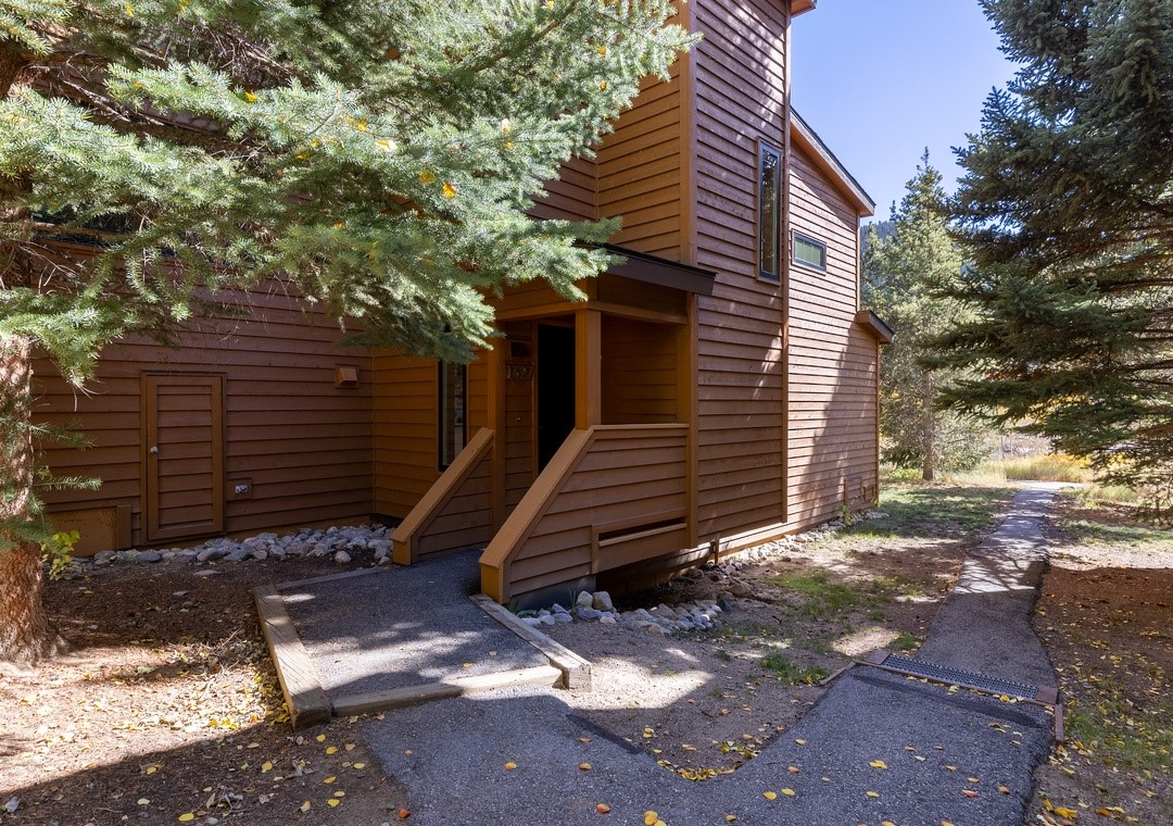 500 Tennis Club ROAD 1327