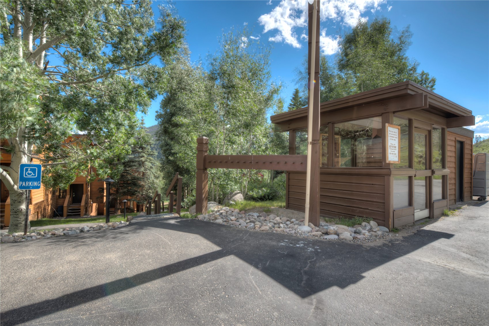 500 Tennis Club ROAD 1327