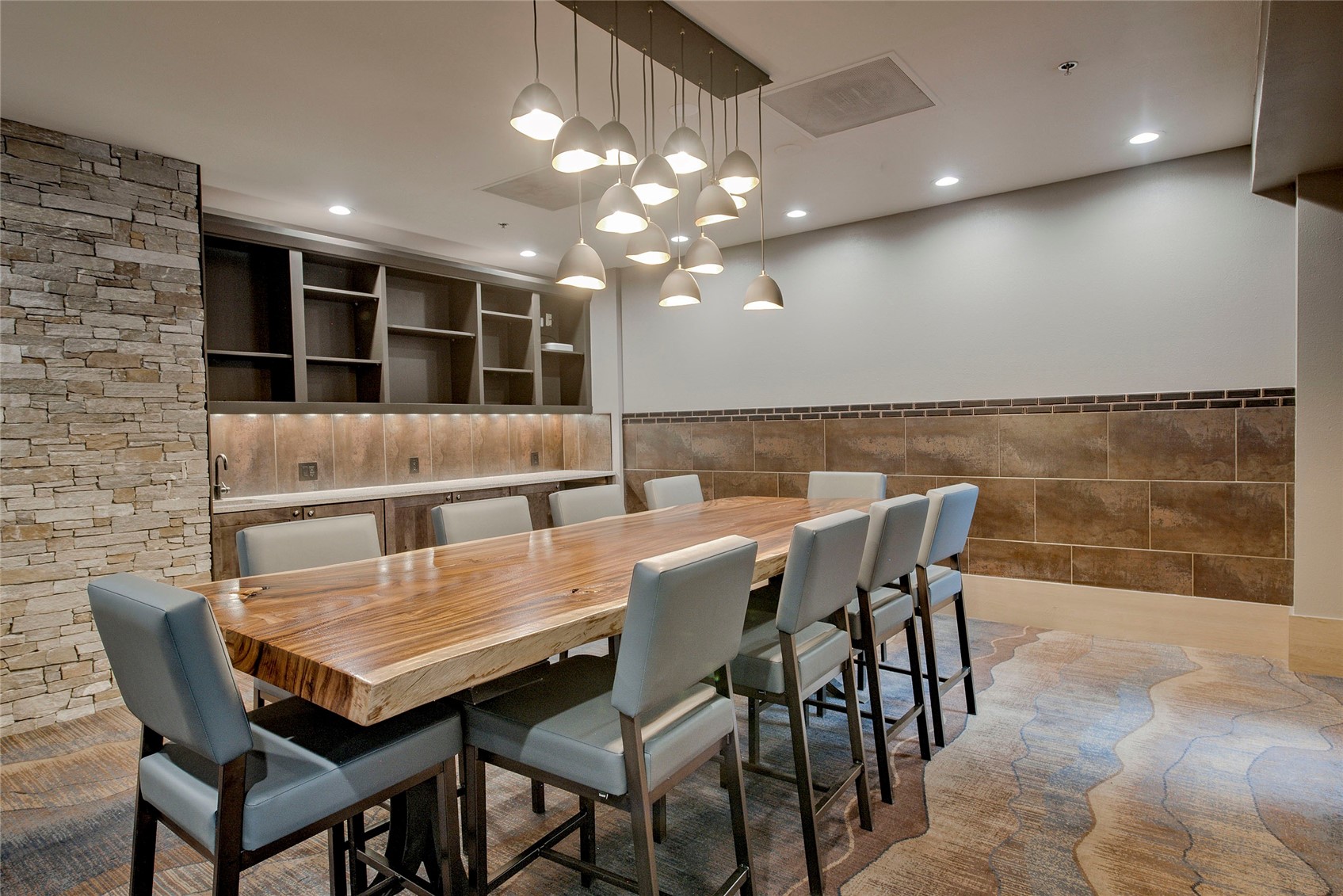 140 Ida Belle DRIVE 8267