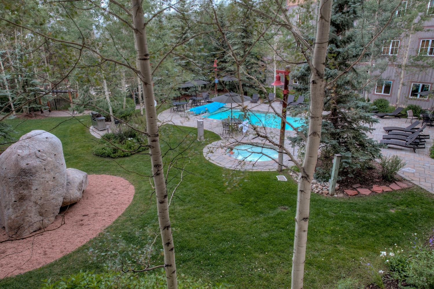 135 Dercum DRIVE 8638
