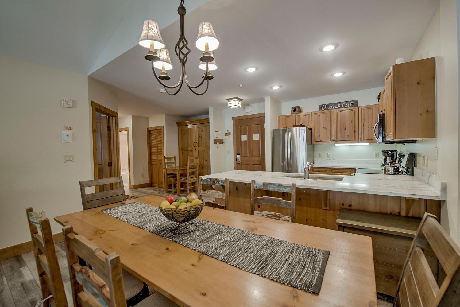 135 Dercum DRIVE 8638