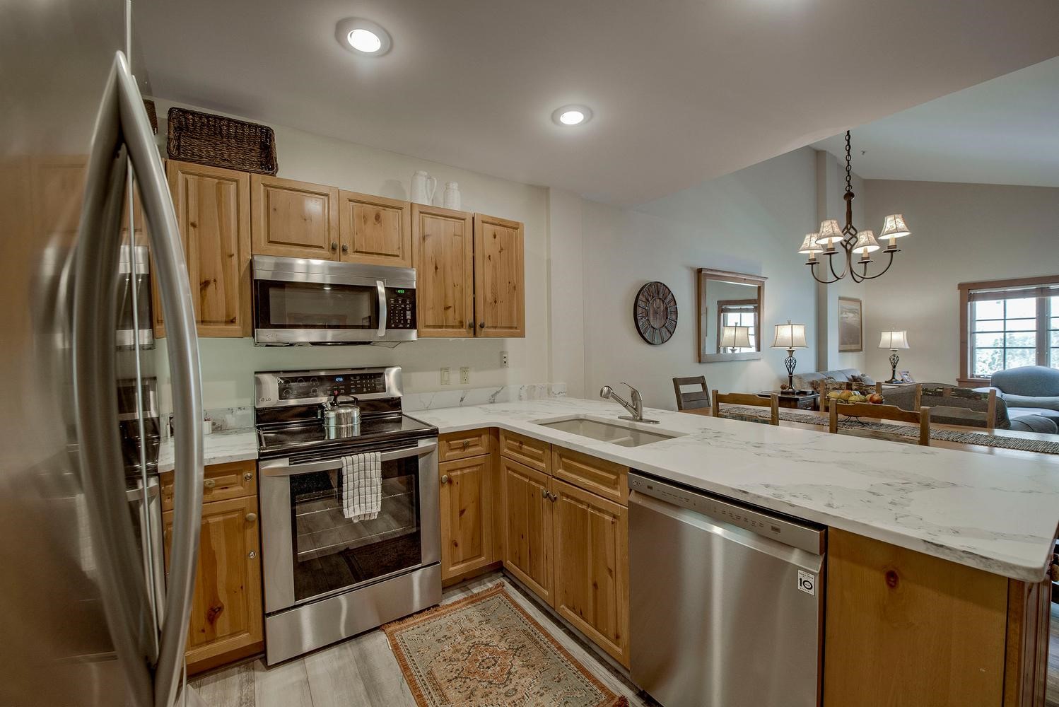 135 Dercum DRIVE 8638