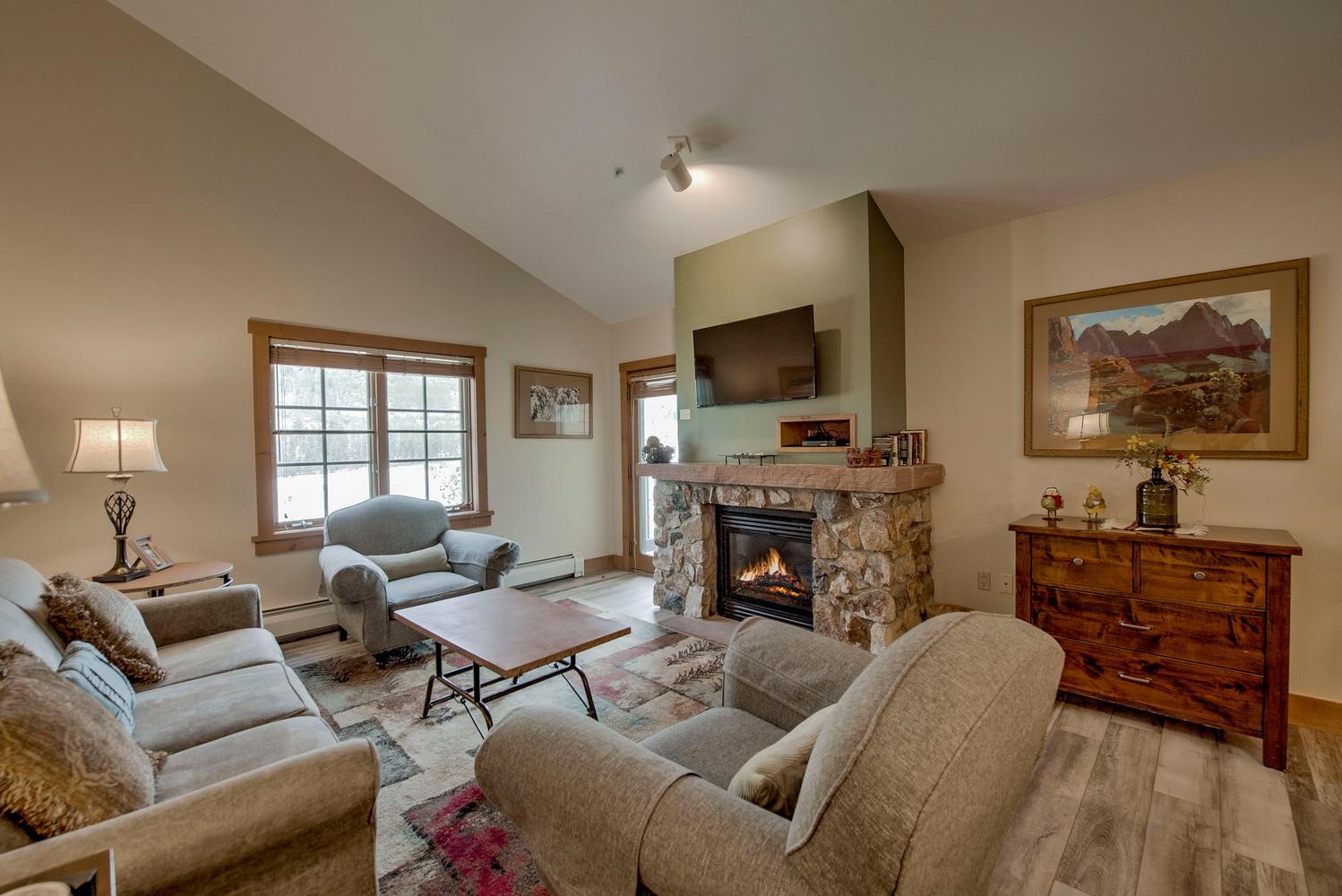 135 Dercum DRIVE 8638