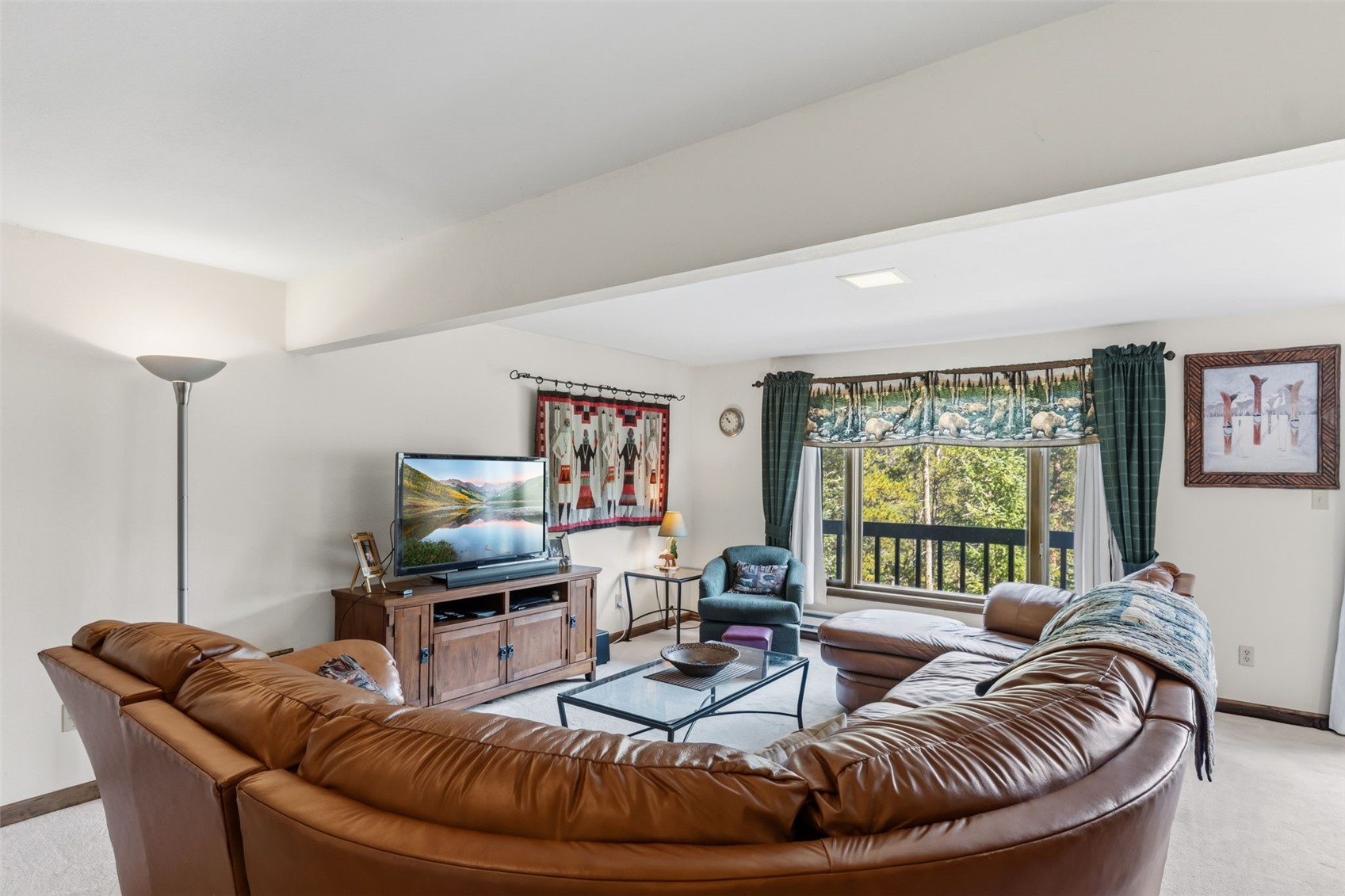 165 Shadows DRIVE
