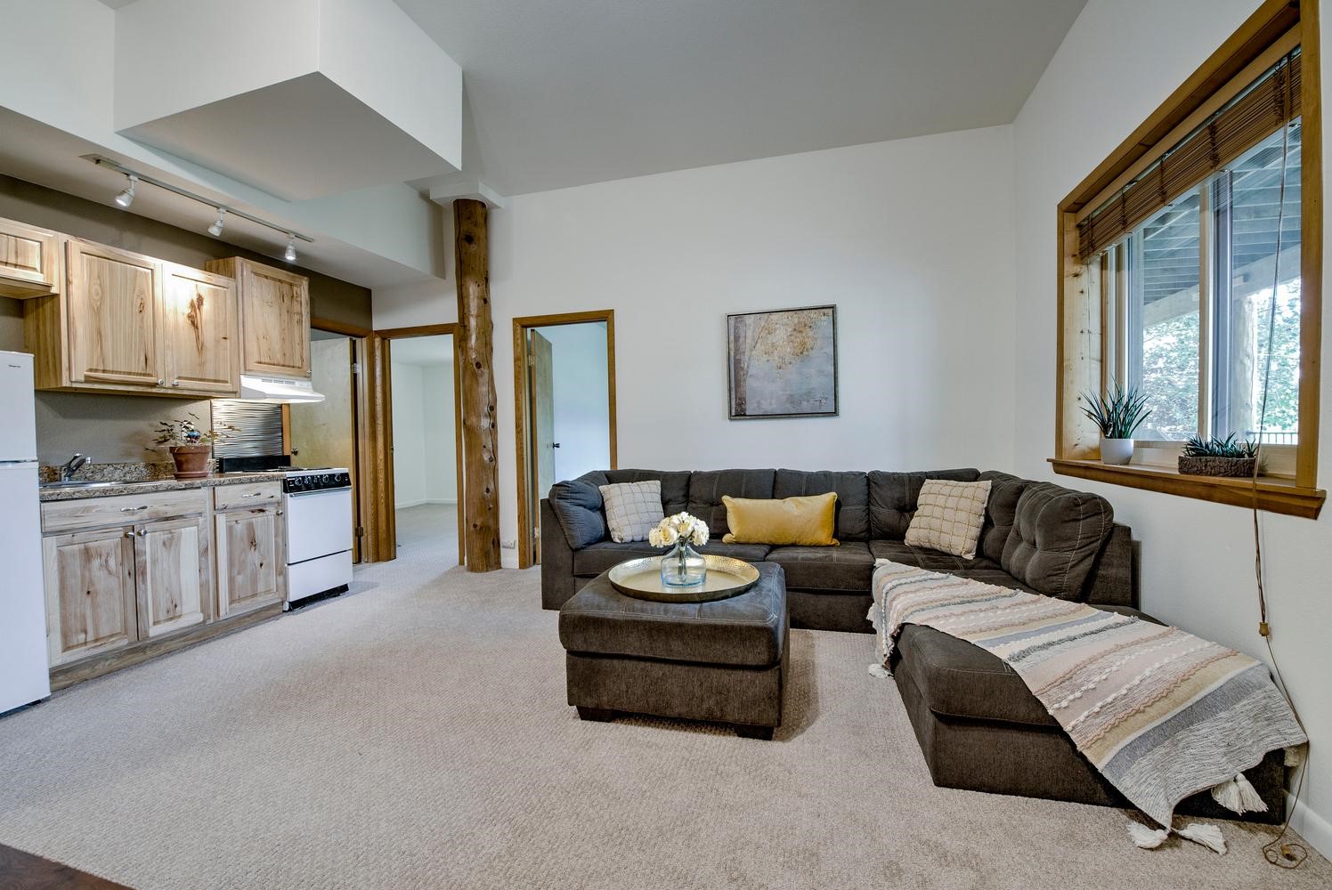 254 Hillside DRIVE