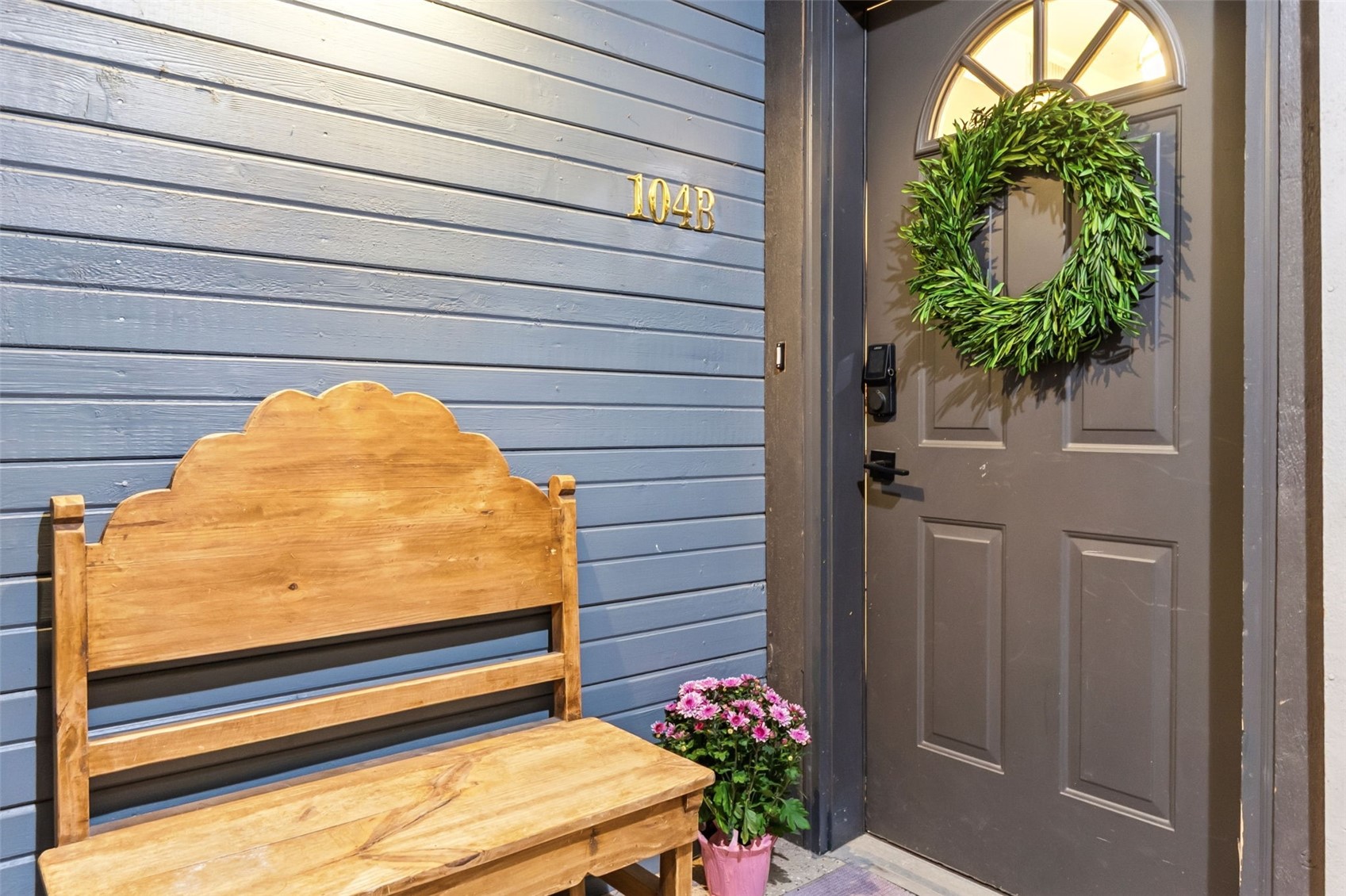 1620 Lakeview TERRACE 104B
