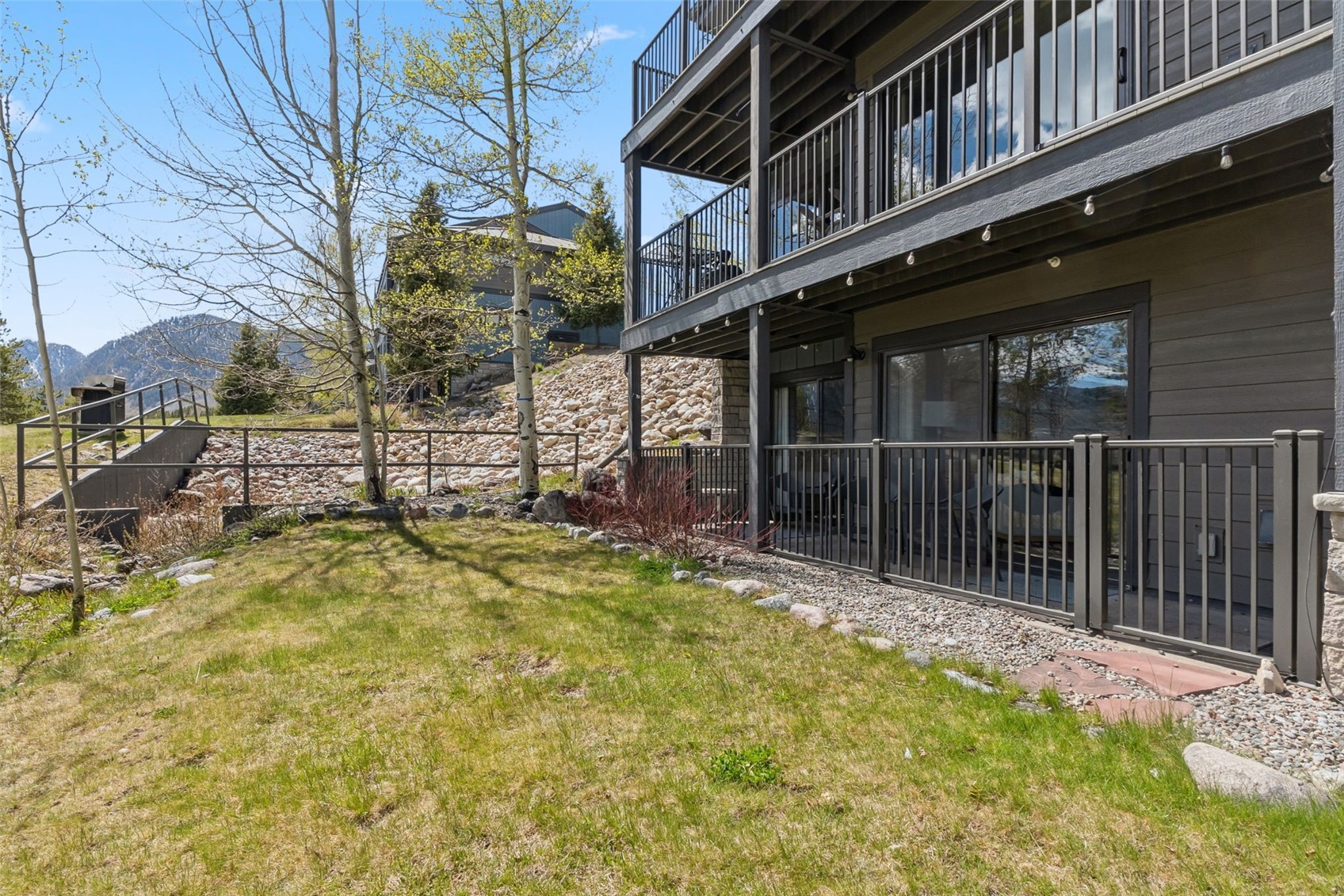 1620 Lakeview TERRACE 104B