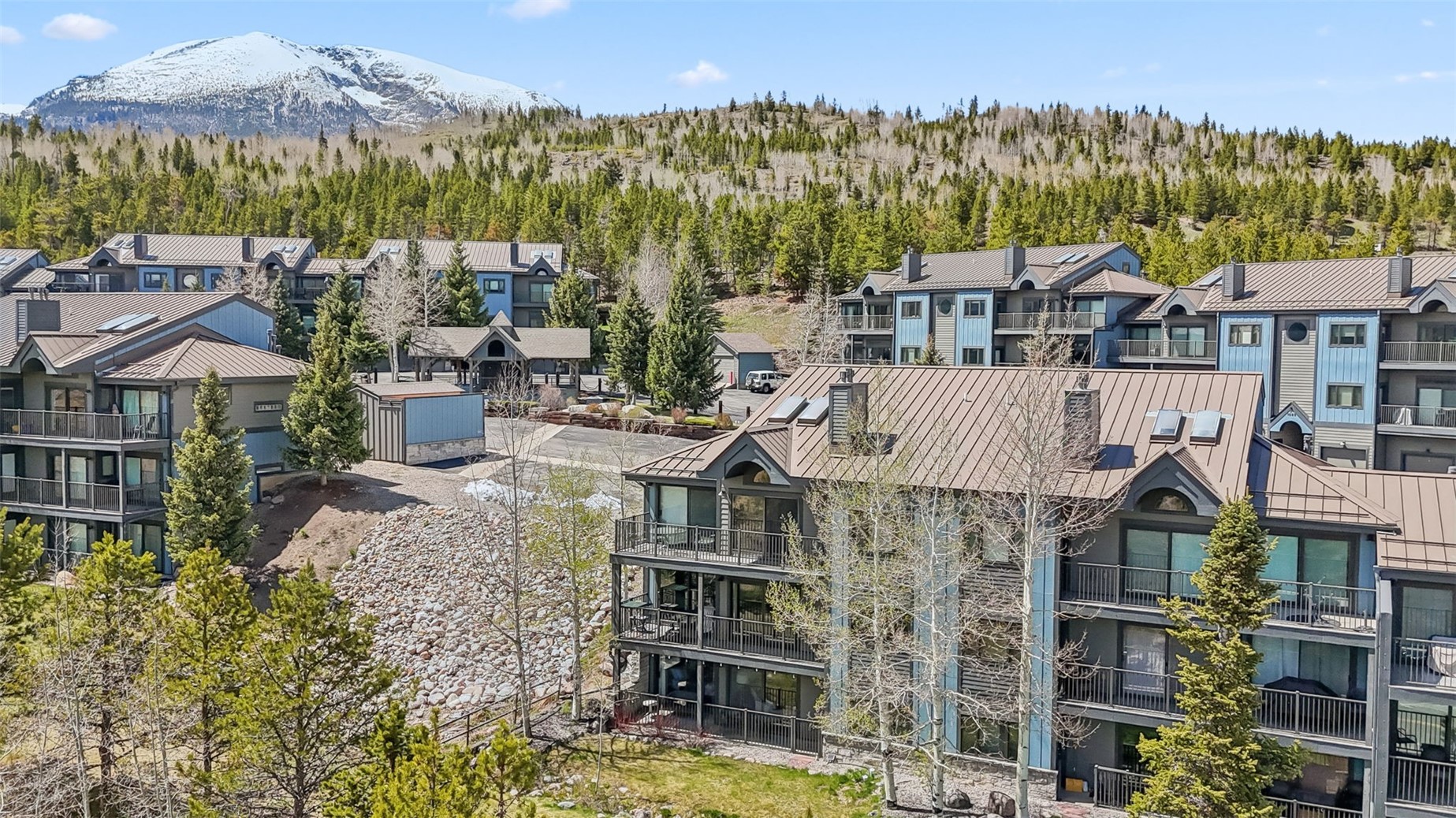 1620 Lakeview TERRACE 104B