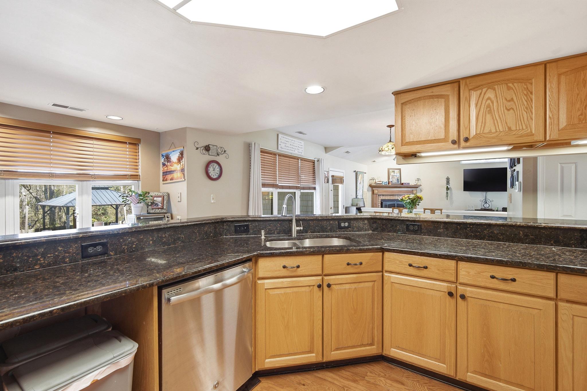 733 WHALERS COVE COURT