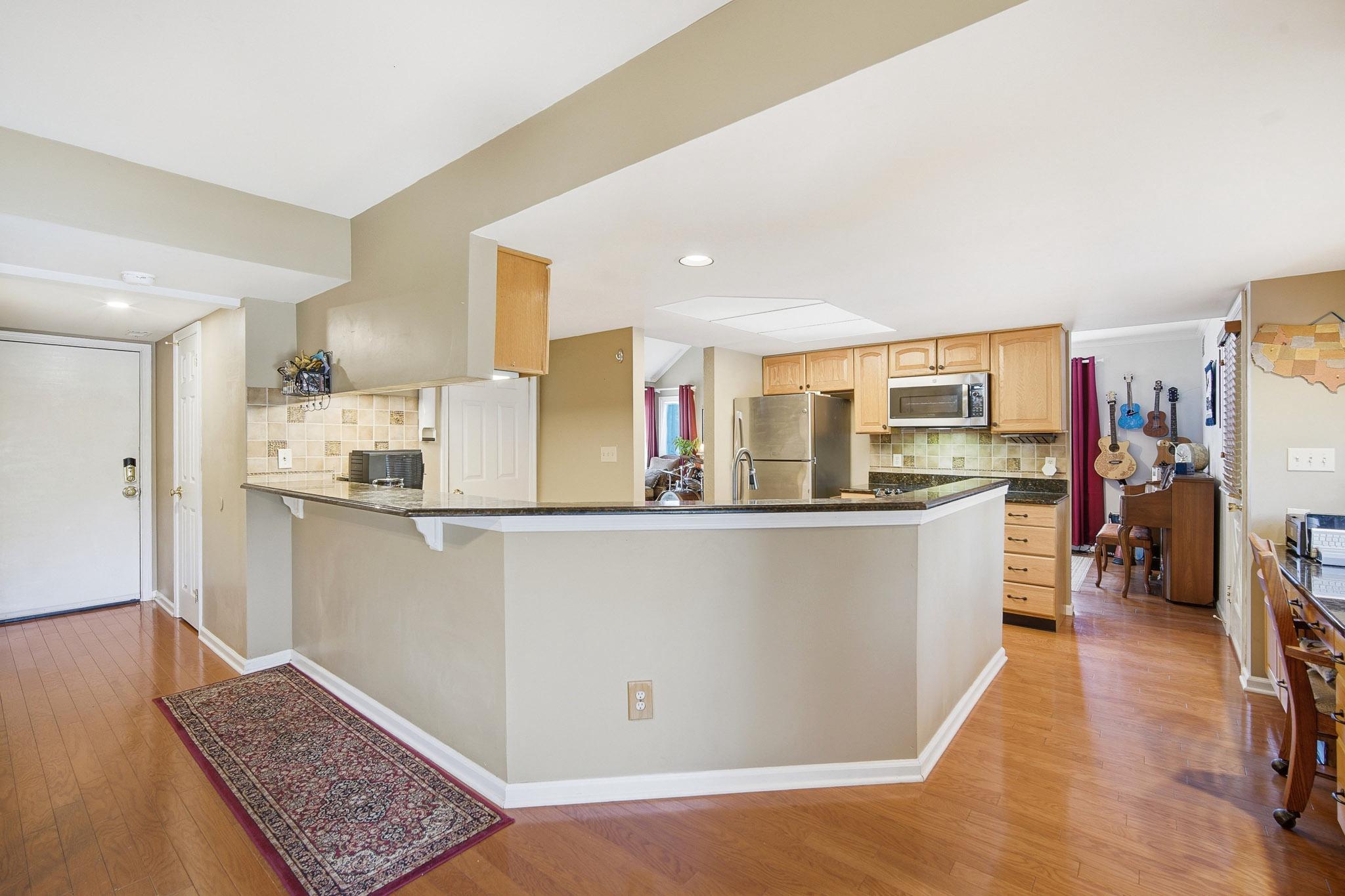 733 WHALERS COVE COURT