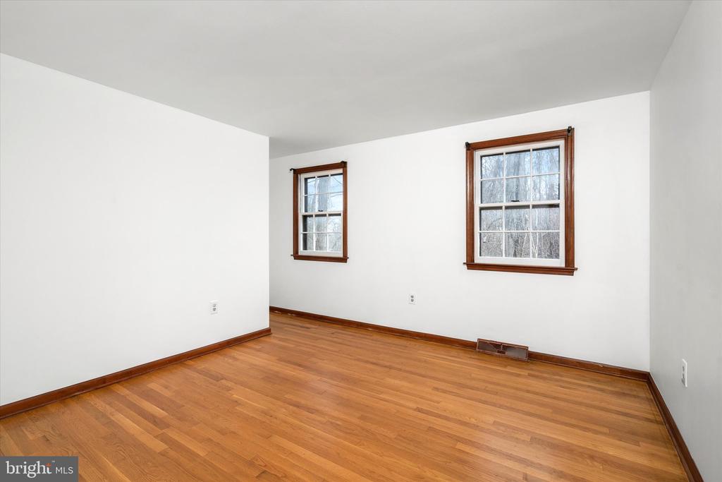 725 5TH STREET