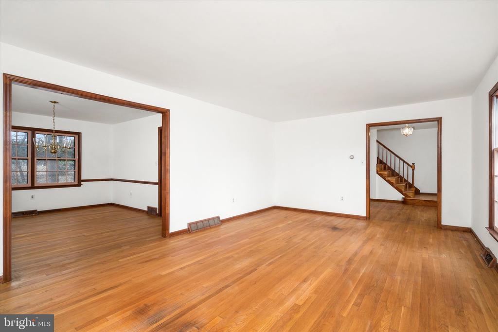 725 5TH STREET