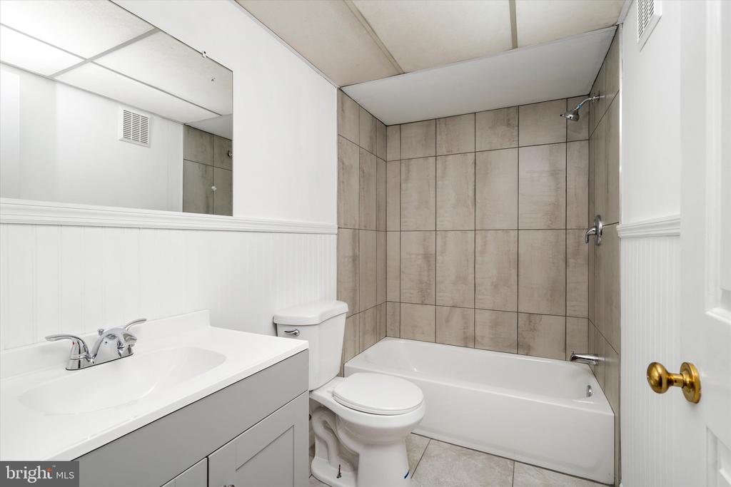 725 5TH STREET