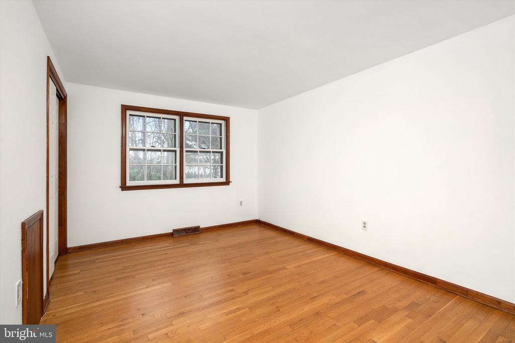 725 5TH STREET