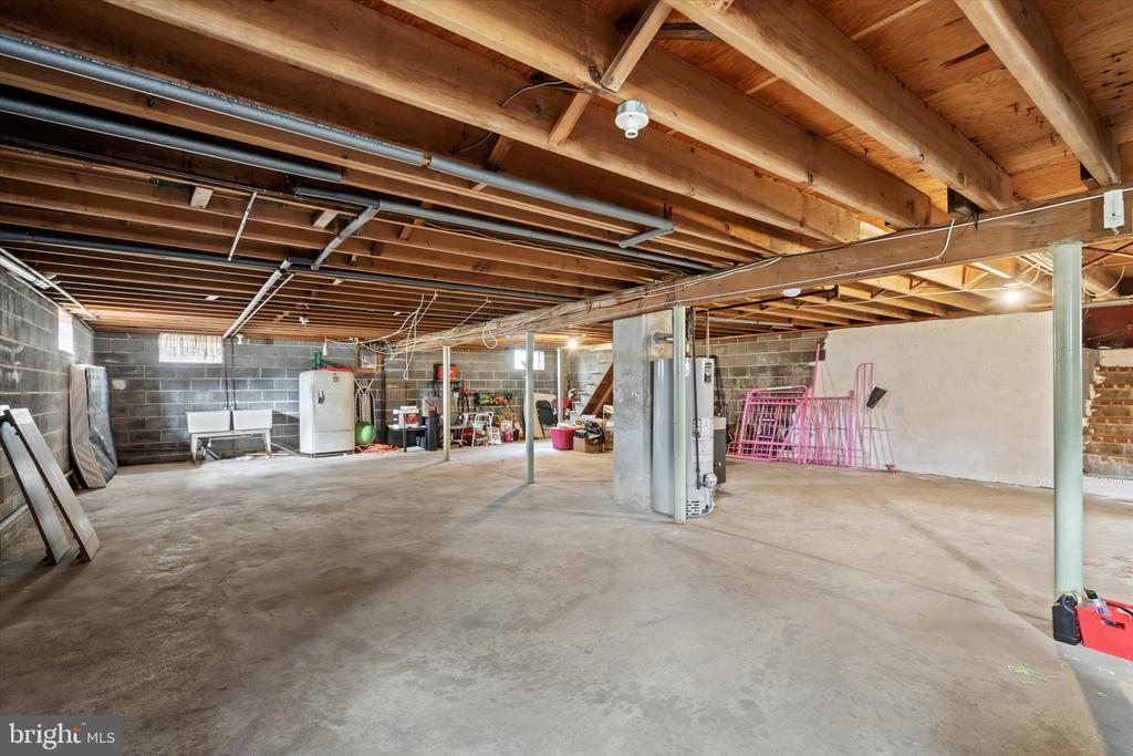 823 BORDENTOWN ROAD