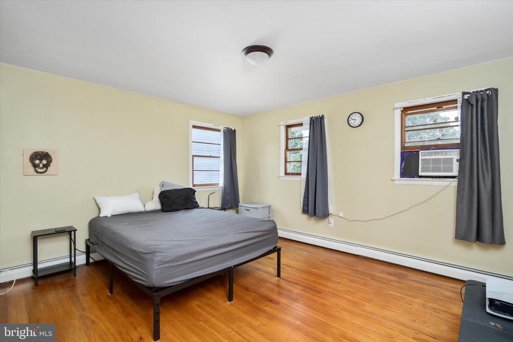 823 BORDENTOWN ROAD