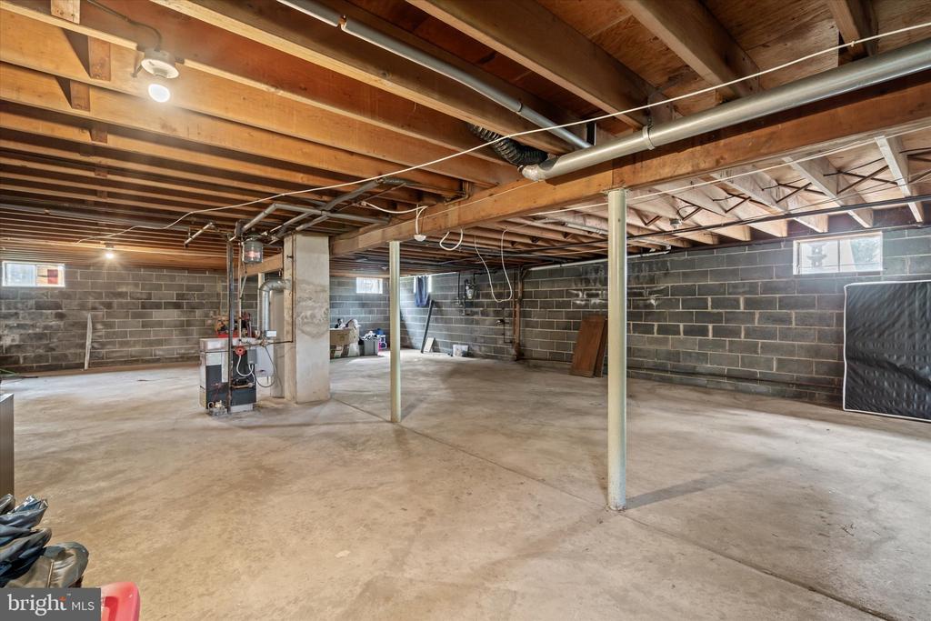823 BORDENTOWN ROAD