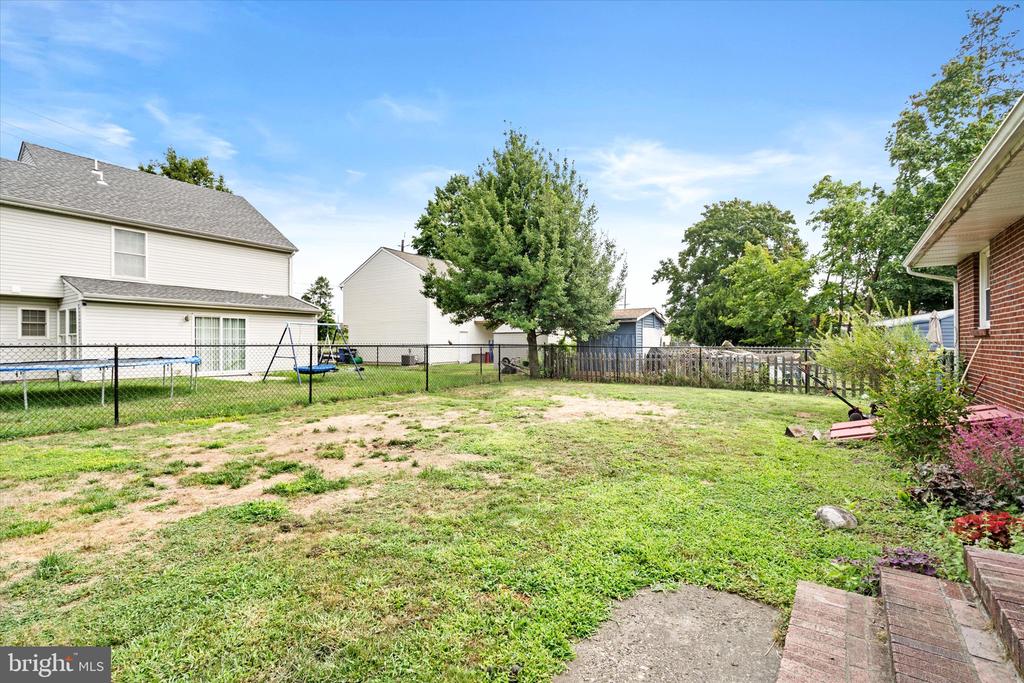 823 BORDENTOWN ROAD