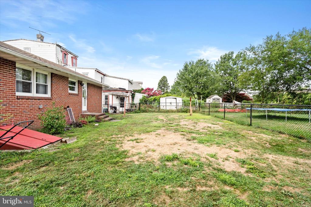 823 BORDENTOWN ROAD