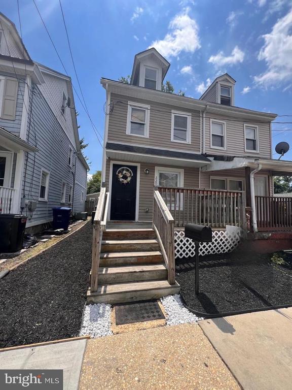 220 CHESTNUT STREET