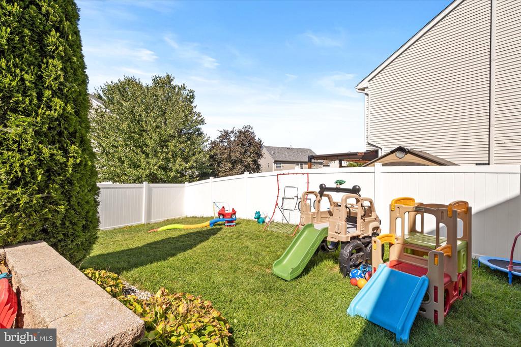 9 JUNIPER DRIVE