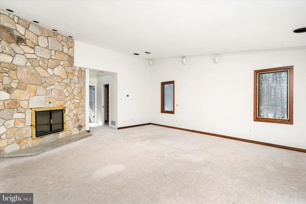 610 CREEK ROAD