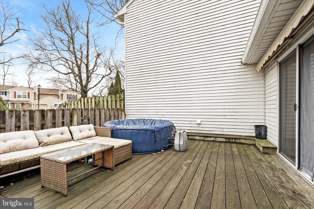 8 KENNEBEC COURT