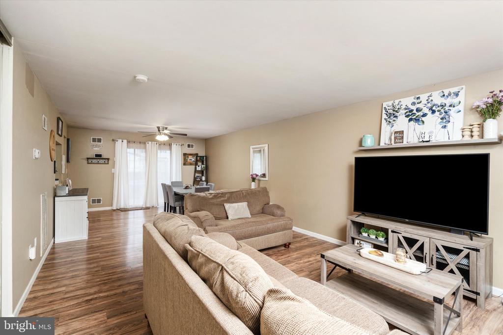 8 KENNEBEC COURT