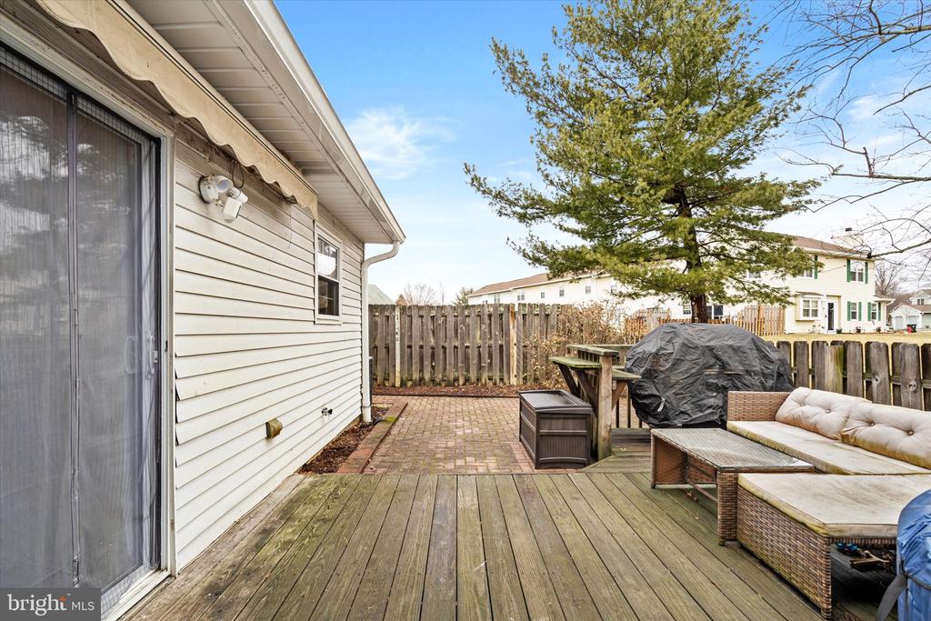 8 KENNEBEC COURT