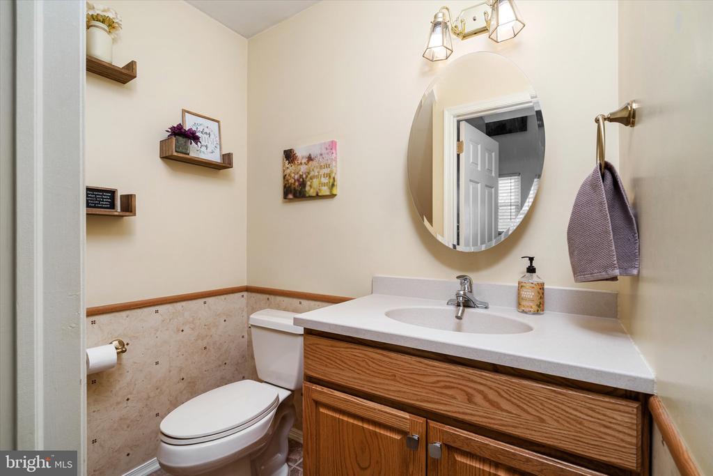 8 KENNEBEC COURT