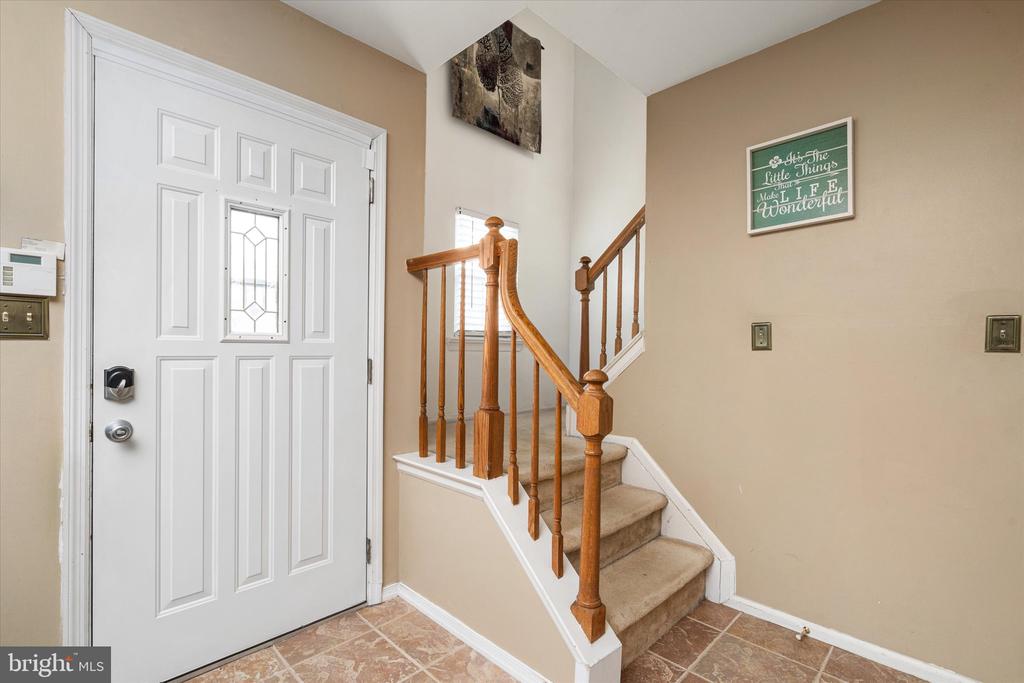8 KENNEBEC COURT